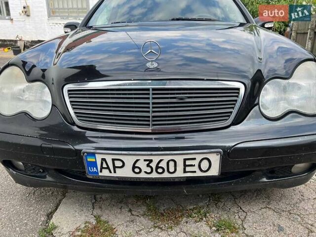 Чорний Мерседес Ц-Клас, об'ємом двигуна 2.2 л та пробігом 399 тис. км за 3000 $, фото 7 на Automoto.ua