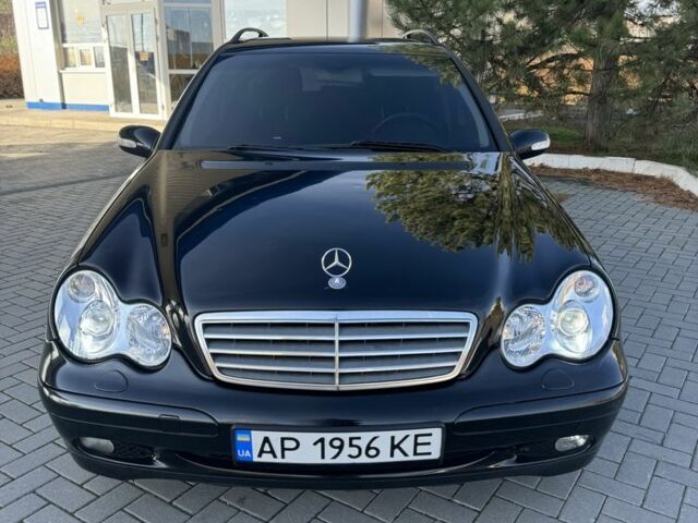 Чорний Мерседес Ц-Клас, об'ємом двигуна 2.1 л та пробігом 253 тис. км за 6500 $, фото 1 на Automoto.ua