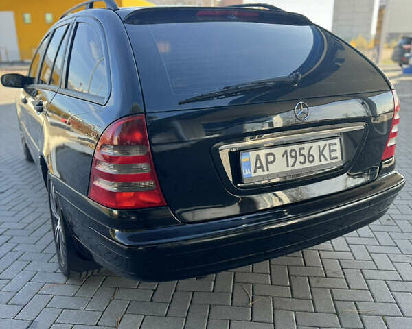 Чорний Мерседес Ц-Клас, об'ємом двигуна 2.15 л та пробігом 253 тис. км за 6500 $, фото 7 на Automoto.ua
