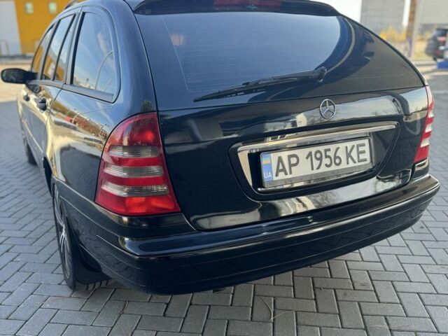 Чорний Мерседес Ц-Клас, об'ємом двигуна 2.1 л та пробігом 253 тис. км за 6500 $, фото 6 на Automoto.ua