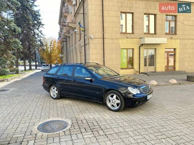 Черный Мерседес Ц-Класс, объемом двигателя 2.15 л и пробегом 250 тыс. км за 2950 $, фото 1 на Automoto.ua