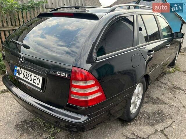Чорний Мерседес Ц-Клас, об'ємом двигуна 2.2 л та пробігом 399 тис. км за 3000 $, фото 2 на Automoto.ua