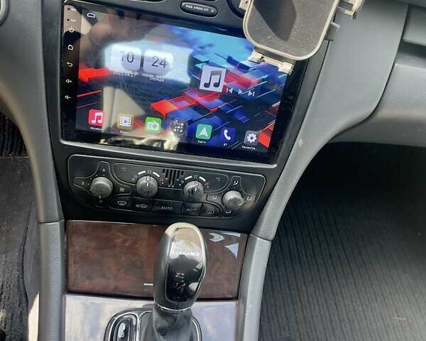 Чорний Мерседес Ц-Клас, об'ємом двигуна 1.8 л та пробігом 202 тис. км за 2828 $, фото 4 на Automoto.ua