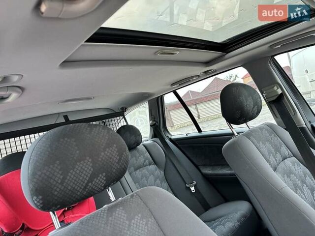 Черный Мерседес Ц-Класс, объемом двигателя 1.8 л и пробегом 385 тыс. км за 3950 $, фото 18 на Automoto.ua