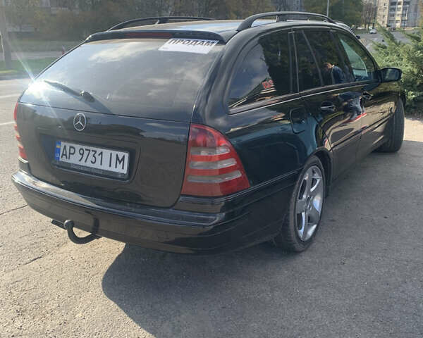 Черный Мерседес Ц-Класс, объемом двигателя 2.69 л и пробегом 275 тыс. км за 4800 $, фото 3 на Automoto.ua