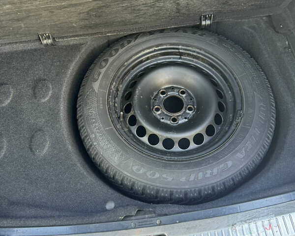 Чорний Мерседес Ц-Клас, об'ємом двигуна 2.15 л та пробігом 253 тис. км за 6500 $, фото 11 на Automoto.ua