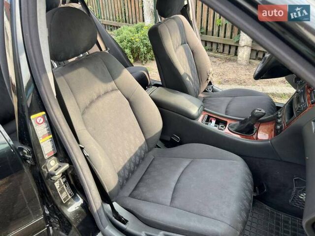 Чорний Мерседес Ц-Клас, об'ємом двигуна 2.2 л та пробігом 399 тис. км за 3000 $, фото 33 на Automoto.ua