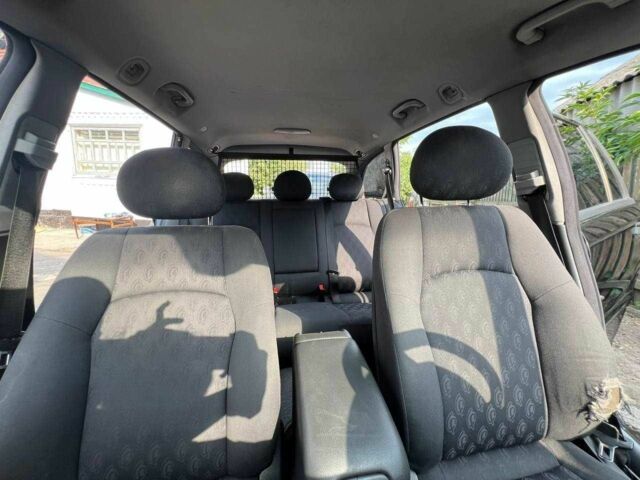 Черный Мерседес Ц-Класс, объемом двигателя 2.1 л и пробегом 399 тыс. км за 3750 $, фото 13 на Automoto.ua