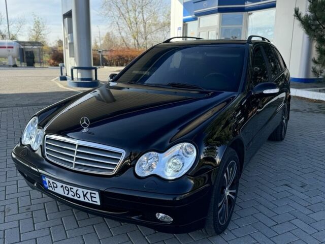 Чорний Мерседес Ц-Клас, об'ємом двигуна 2.1 л та пробігом 253 тис. км за 6500 $, фото 2 на Automoto.ua