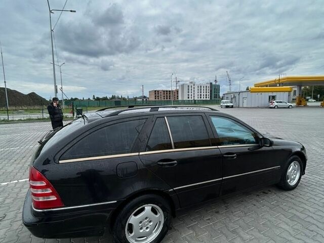 Чорний Мерседес Ц-Клас, об'ємом двигуна 2.2 л та пробігом 326 тис. км за 5000 $, фото 4 на Automoto.ua