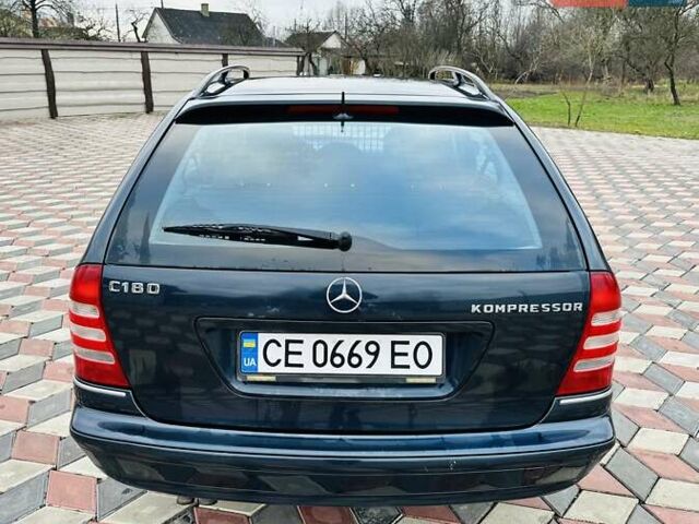 Черный Мерседес Ц-Класс, объемом двигателя 1.8 л и пробегом 385 тыс. км за 3950 $, фото 10 на Automoto.ua