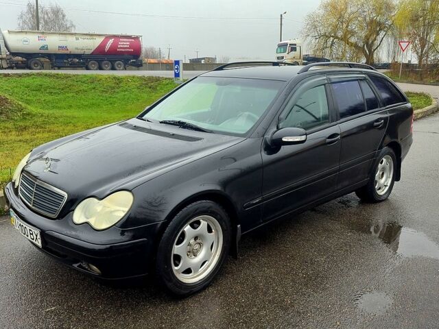 Чорний Мерседес Ц-Клас, об'ємом двигуна 1.8 л та пробігом 350 тис. км за 3800 $, фото 7 на Automoto.ua