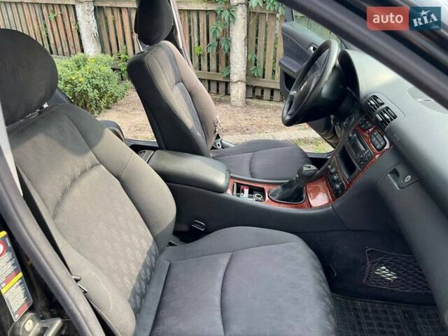 Чорний Мерседес Ц-Клас, об'ємом двигуна 2.2 л та пробігом 399 тис. км за 3000 $, фото 28 на Automoto.ua