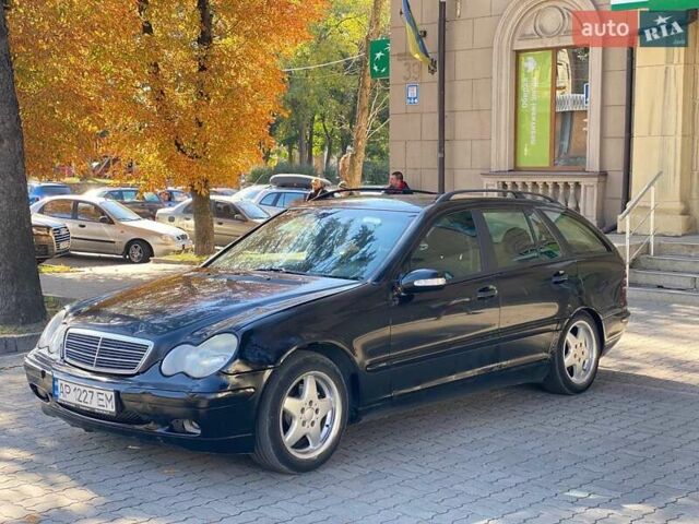 Мерседес Ц-Класс 2003 в Запорожье на Automoto.ua Черный Мерседес Ц-Класс, объемом двигателя 2.15 л и пробегом 250 тыс. км за 2850 $, фото 6 на Automoto.ua