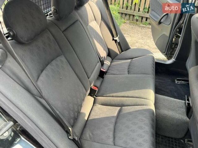 Чорний Мерседес Ц-Клас, об'ємом двигуна 2.2 л та пробігом 399 тис. км за 3000 $, фото 22 на Automoto.ua