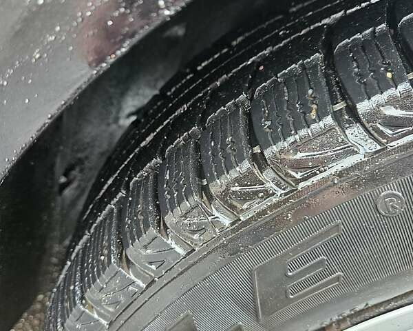 Черный Мерседес Ц-Класс, объемом двигателя 2.15 л и пробегом 319 тыс. км за 6200 $, фото 11 на Automoto.ua