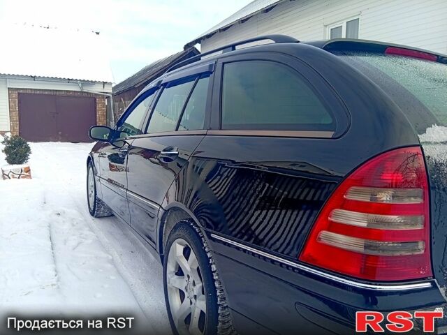 Черный Мерседес Ц-Класс, объемом двигателя 2.1 л и пробегом 350 тыс. км за 4800 $, фото 7 на Automoto.ua