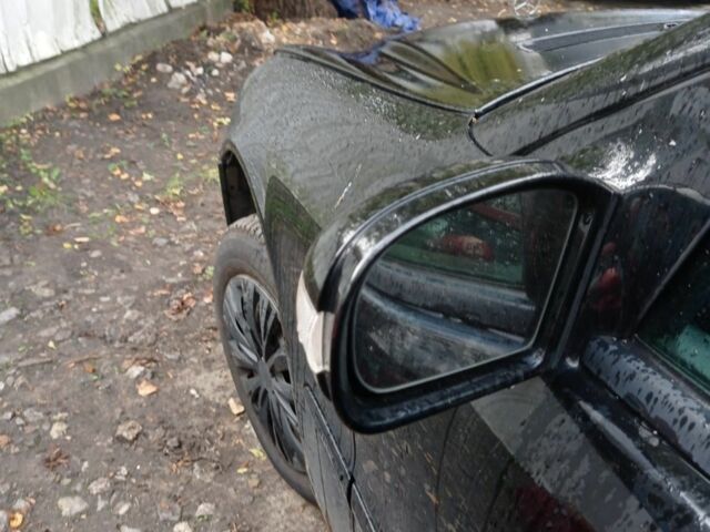 Мерседес Ц-Клас 2004 у Луцьку на Automoto.ua Чорний Мерседес Ц-Клас, об'ємом двигуна 2 л та пробігом 260 тис. км за 500 $, фото 6 на Automoto.ua