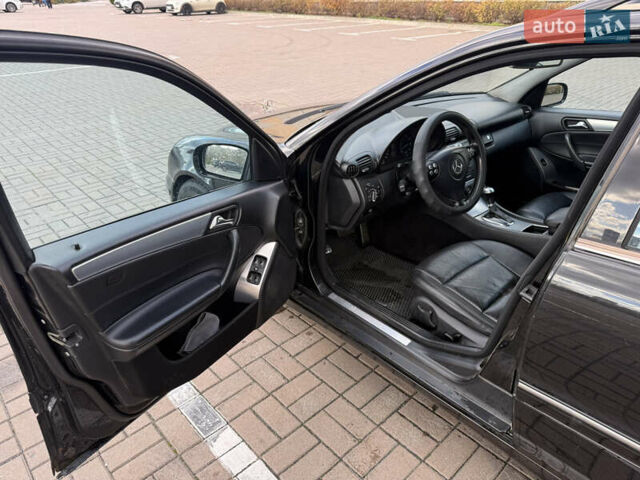 Чорний Мерседес Ц-Клас, об'ємом двигуна 1.8 л та пробігом 370 тис. км за 4300 $, фото 7 на Automoto.ua