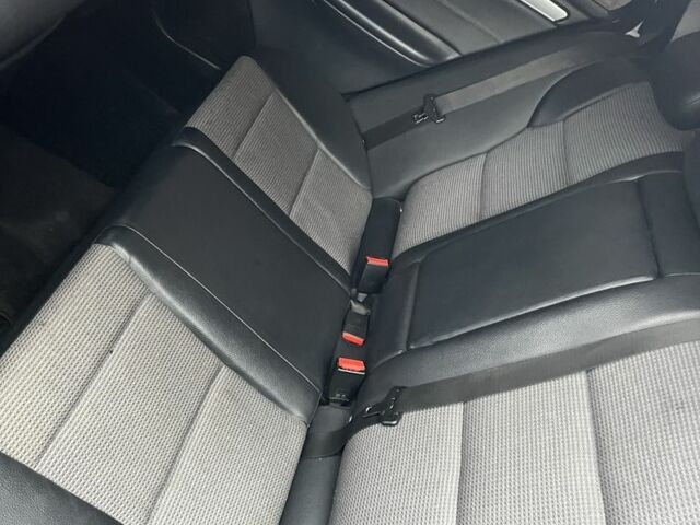 Черный Мерседес Ц-Класс, объемом двигателя 1.8 л и пробегом 270 тыс. км за 6100 $, фото 8 на Automoto.ua