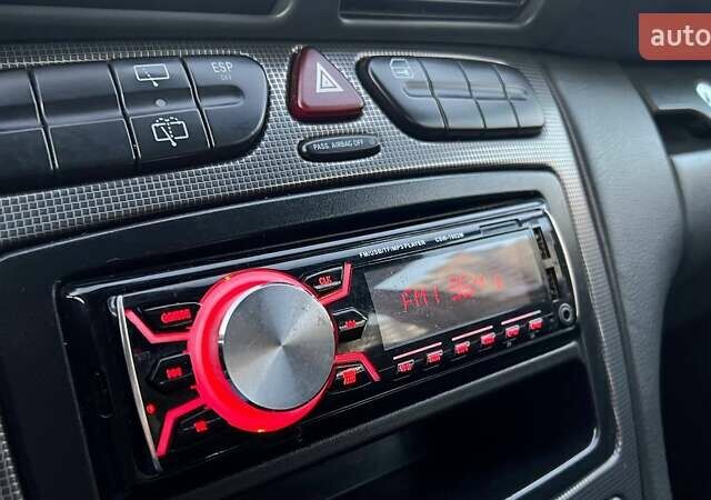 Чорний Мерседес Ц-Клас, об'ємом двигуна 1.8 л та пробігом 216 тис. км за 5490 $, фото 21 на Automoto.ua