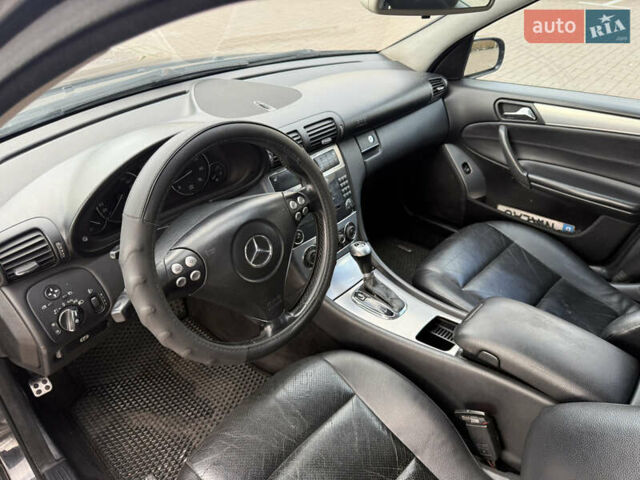 Чорний Мерседес Ц-Клас, об'ємом двигуна 1.8 л та пробігом 370 тис. км за 4300 $, фото 8 на Automoto.ua