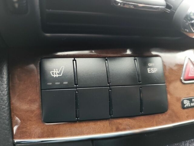 Черный Мерседес Ц-Класс, объемом двигателя 1.8 л и пробегом 252 тыс. км за 5700 $, фото 10 на Automoto.ua