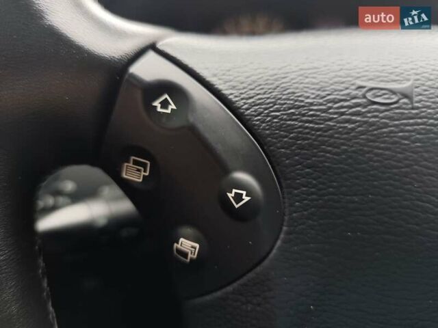 Черный Мерседес Ц-Класс, объемом двигателя 1.8 л и пробегом 252 тыс. км за 5700 $, фото 28 на Automoto.ua