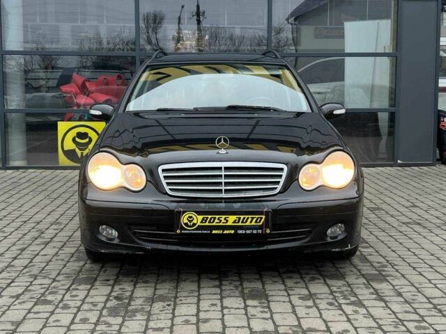 Черный Мерседес Ц-Класс, объемом двигателя 1.8 л и пробегом 294 тыс. км за 6200 $, фото 1 на Automoto.ua