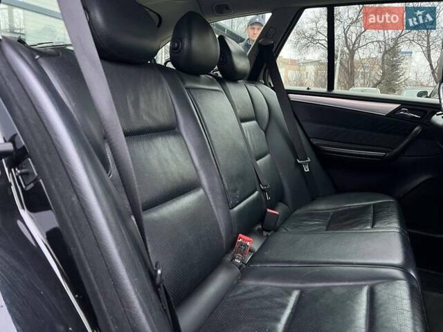 Черный Мерседес Ц-Класс, объемом двигателя 1.8 л и пробегом 294 тыс. км за 6200 $, фото 23 на Automoto.ua