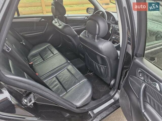 Чорний Мерседес Ц-Клас, об'ємом двигуна 1.8 л та пробігом 294 тис. км за 6200 $, фото 11 на Automoto.ua