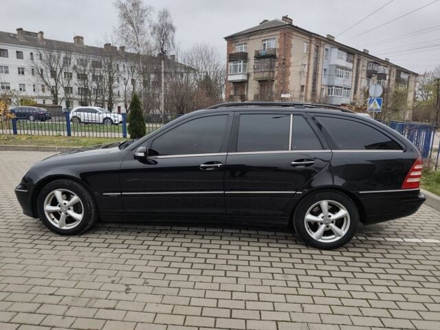 Черный Мерседес Ц-Класс, объемом двигателя 1.8 л и пробегом 252 тыс. км за 5700 $, фото 23 на Automoto.ua