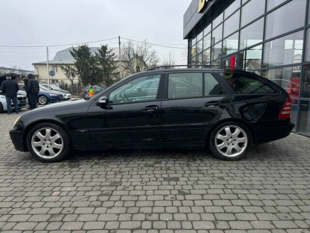 Черный Мерседес Ц-Класс, объемом двигателя 1.8 л и пробегом 294 тыс. км за 6200 $, фото 3 на Automoto.ua