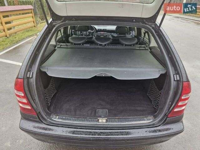 Чорний Мерседес Ц-Клас, об'ємом двигуна 1.8 л та пробігом 294 тис. км за 6200 $, фото 8 на Automoto.ua