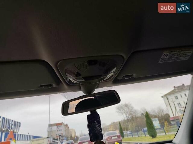 Черный Мерседес Ц-Класс, объемом двигателя 1.8 л и пробегом 252 тыс. км за 5700 $, фото 24 на Automoto.ua