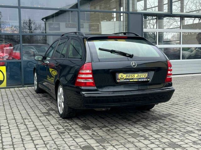 Черный Мерседес Ц-Класс, объемом двигателя 1.8 л и пробегом 294 тыс. км за 6200 $, фото 4 на Automoto.ua