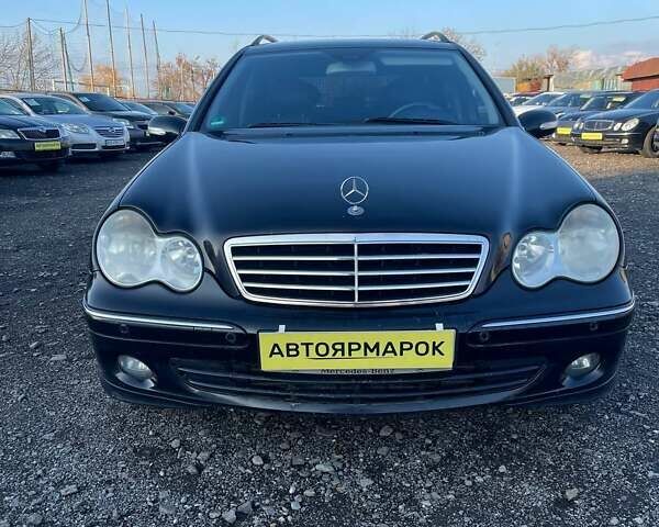 Черный Мерседес Ц-Класс, объемом двигателя 2.15 л и пробегом 283 тыс. км за 6890 $, фото 2 на Automoto.ua