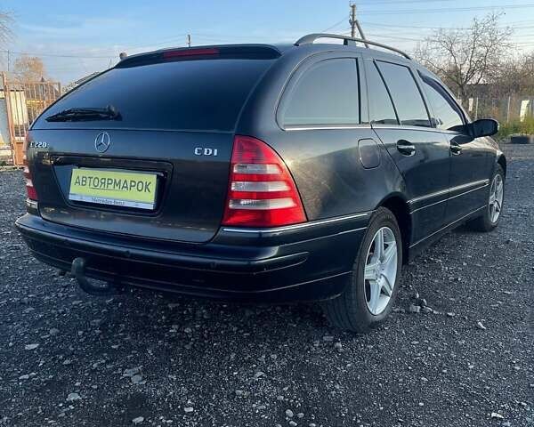 Черный Мерседес Ц-Класс, объемом двигателя 2.15 л и пробегом 283 тыс. км за 6890 $, фото 6 на Automoto.ua