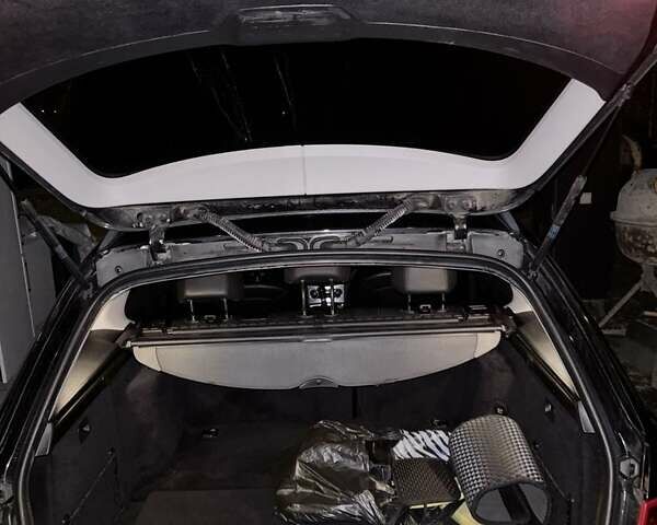Черный Мерседес Ц-Класс, объемом двигателя 2.1 л и пробегом 500 тыс. км за 9500 $, фото 12 на Automoto.ua
