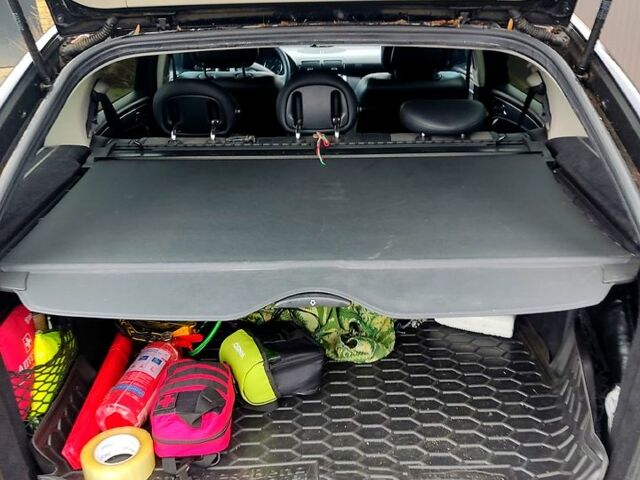 Черный Мерседес Ц-Класс, объемом двигателя 2.1 л и пробегом 460 тыс. км за 6500 $, фото 9 на Automoto.ua