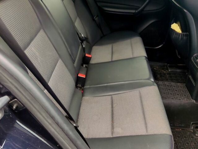 Черный Мерседес Ц-Класс, объемом двигателя 2.1 л и пробегом 460 тыс. км за 6500 $, фото 7 на Automoto.ua