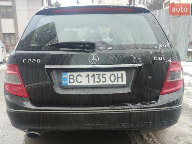 Черный Мерседес Ц-Класс, объемом двигателя 2.15 л и пробегом 207 тыс. км за 8750 $, фото 2 на Automoto.ua