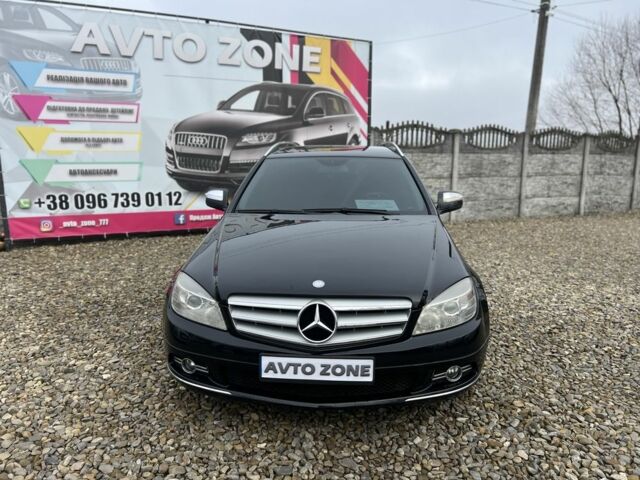 Черный Мерседес Ц-Класс, объемом двигателя 2.2 л и пробегом 279 тыс. км за 7999 $, фото 1 на Automoto.ua