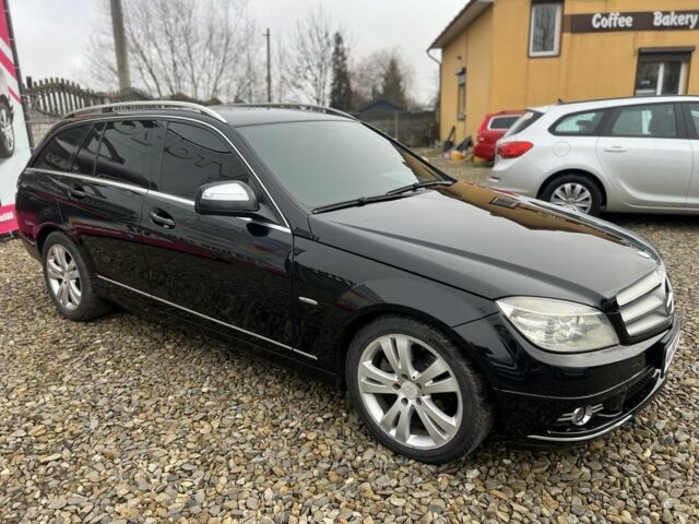 Черный Мерседес Ц-Класс, объемом двигателя 2.2 л и пробегом 279 тыс. км за 7999 $, фото 3 на Automoto.ua