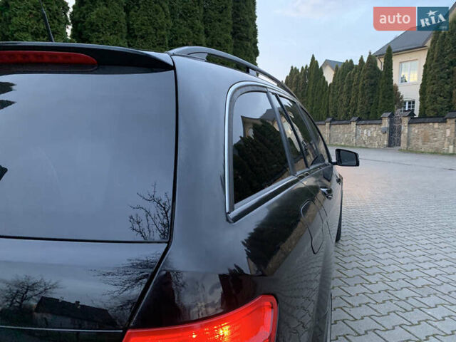 Черный Мерседес Ц-Класс, объемом двигателя 2.2 л и пробегом 425 тыс. км за 8550 $, фото 13 на Automoto.ua