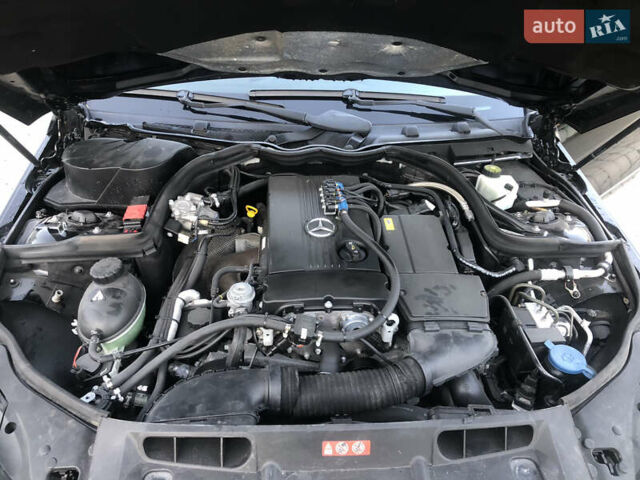 Черный Мерседес Ц-Класс, объемом двигателя 1.6 л и пробегом 280 тыс. км за 9999 $, фото 20 на Automoto.ua