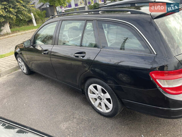 Черный Мерседес Ц-Класс, объемом двигателя 2.1 л и пробегом 294 тыс. км за 9300 $, фото 7 на Automoto.ua