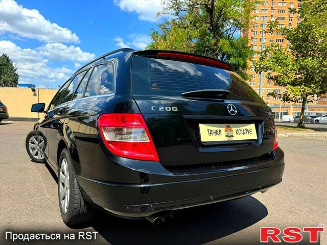Чорний Мерседес Ц-Клас, об'ємом двигуна 2.2 л та пробігом 285 тис. км за 9200 $, фото 2 на Automoto.ua