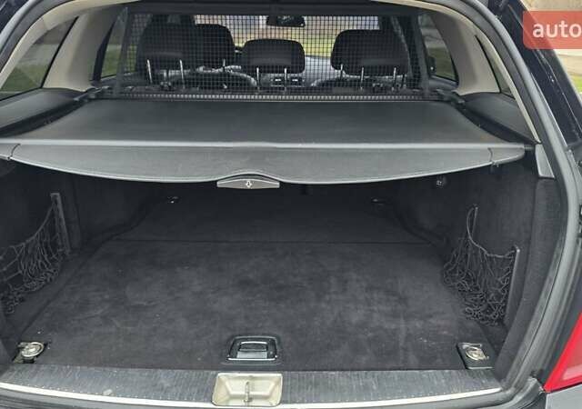 Черный Мерседес Ц-Класс, объемом двигателя 2.2 л и пробегом 296 тыс. км за 8100 $, фото 7 на Automoto.ua