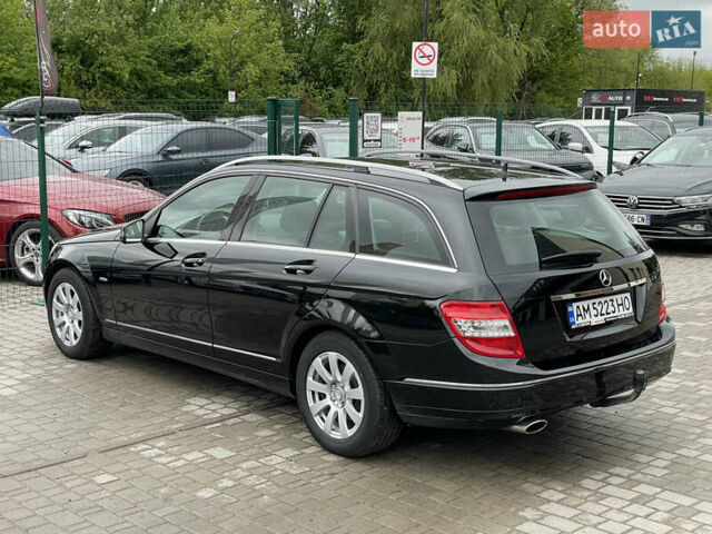 Чорний Мерседес Ц-Клас, об'ємом двигуна 2.1 л та пробігом 252 тис. км за 10855 $, фото 20 на Automoto.ua